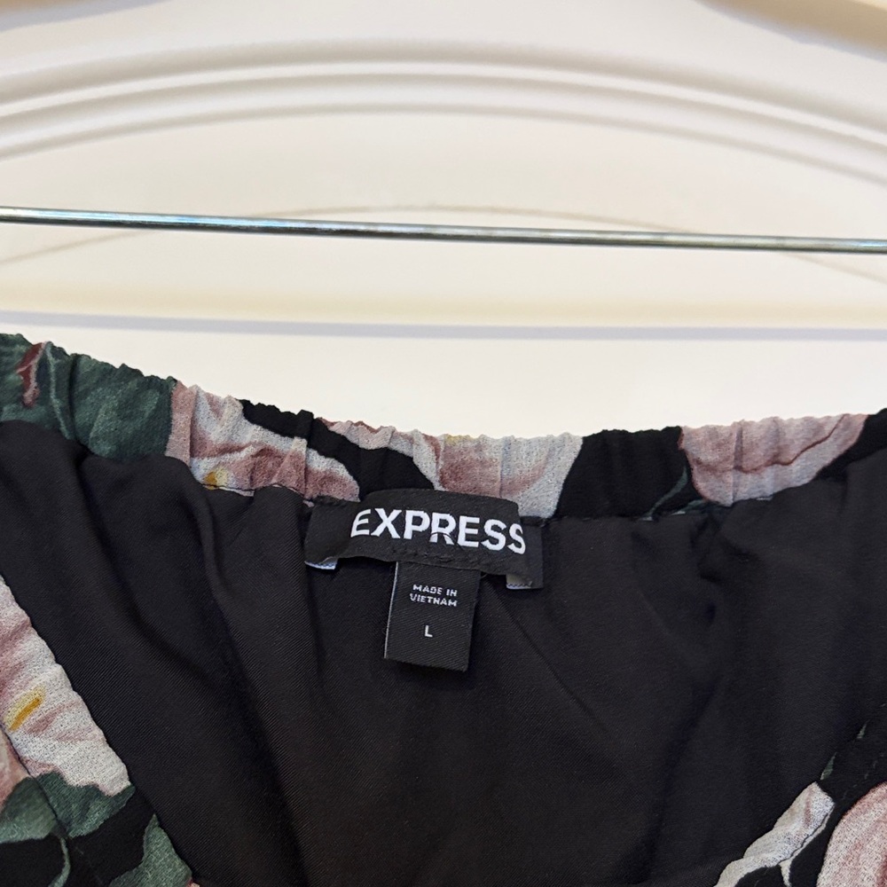 Express Floral Strapless Ruffle Romper - Picture 2 of 3